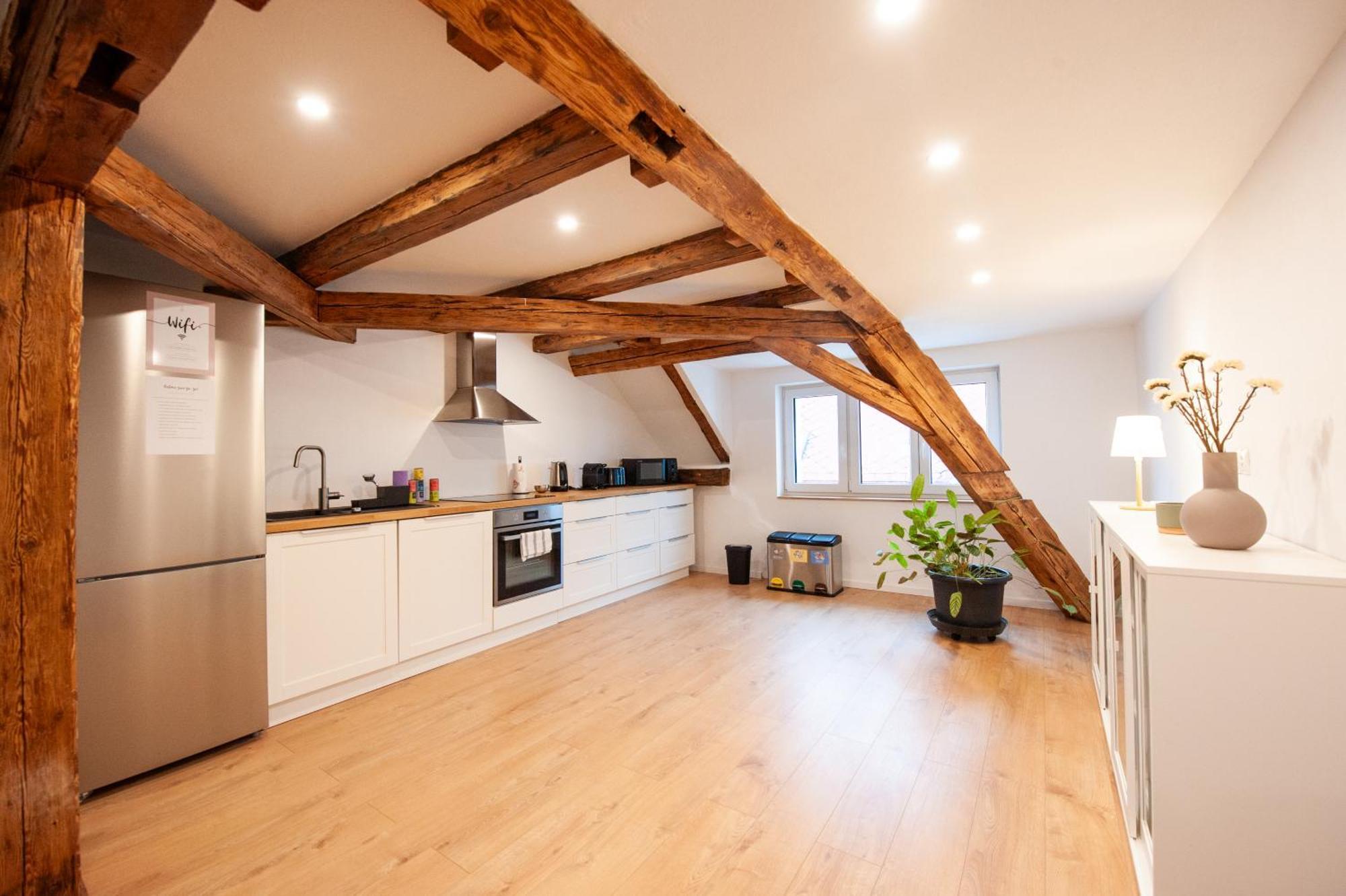 Schlossberg - Ferienwohnung Im Herzen Von 泽尔布 外观 照片