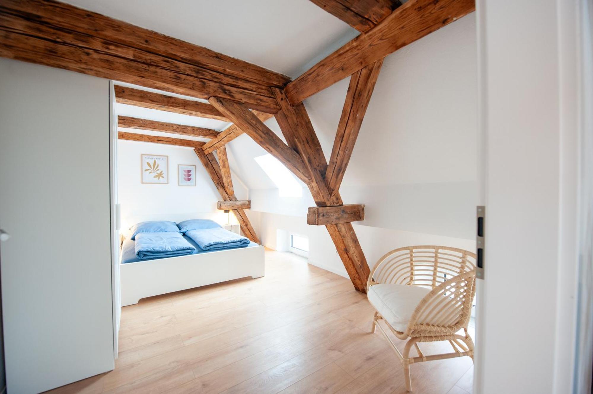 Schlossberg - Ferienwohnung Im Herzen Von 泽尔布 外观 照片