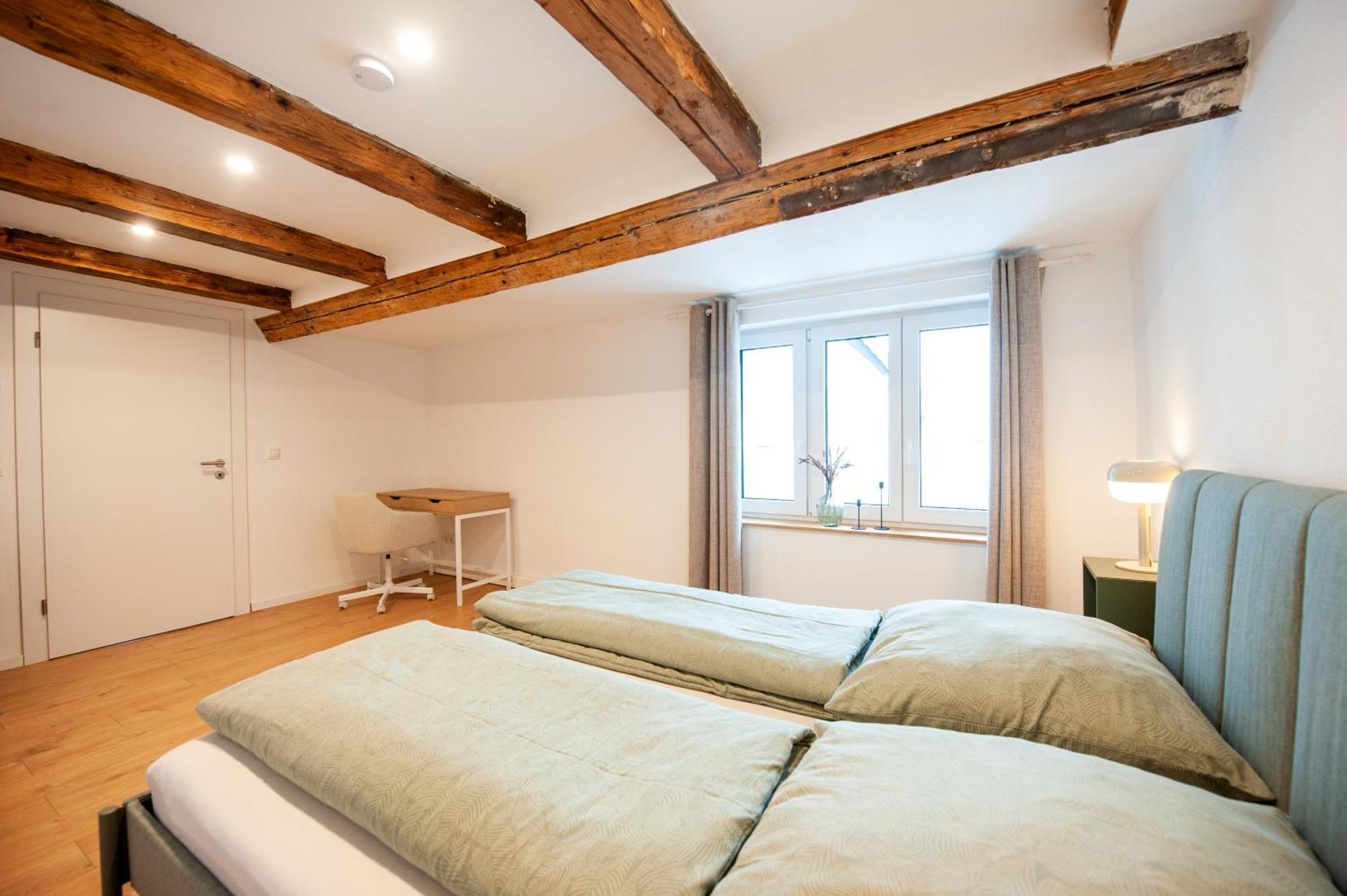 Schlossberg - Ferienwohnung Im Herzen Von 泽尔布 外观 照片